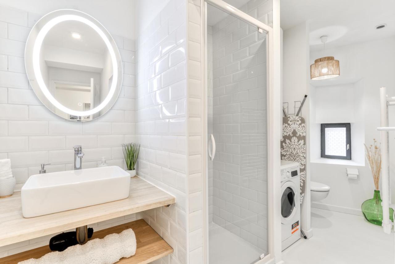 קרקסון Les Gites De Laure - L'Or Blanc, Appartement Avec Vue Sur Le Chateau, Climatisation, Netflix, A 160 M De La Cite Medievale מראה חיצוני תמונה